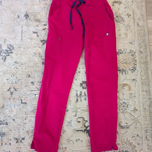 Figs Raspberry Scrub Set Xs - Picture 2 of 6